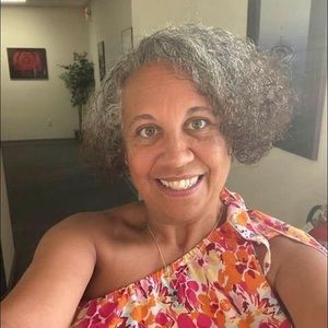 Meet your Posher, Celena